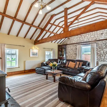 Willerby Grange Farm 펜션