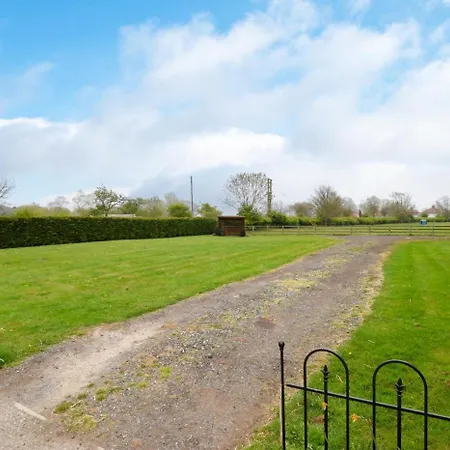 Willerby Grange Farm 펜션 *